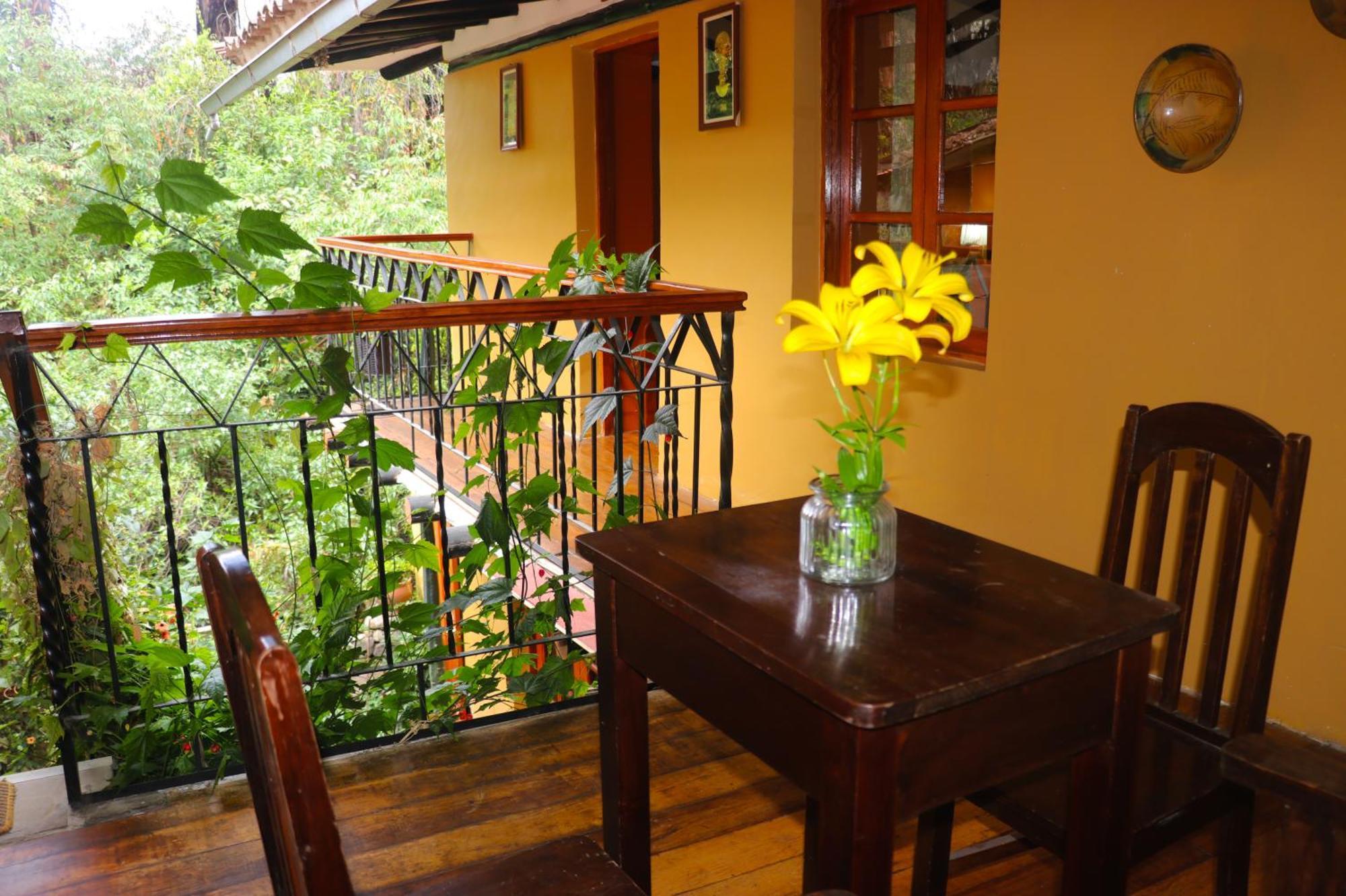 Wayras Hostal Ollantaytambo Esterno foto
