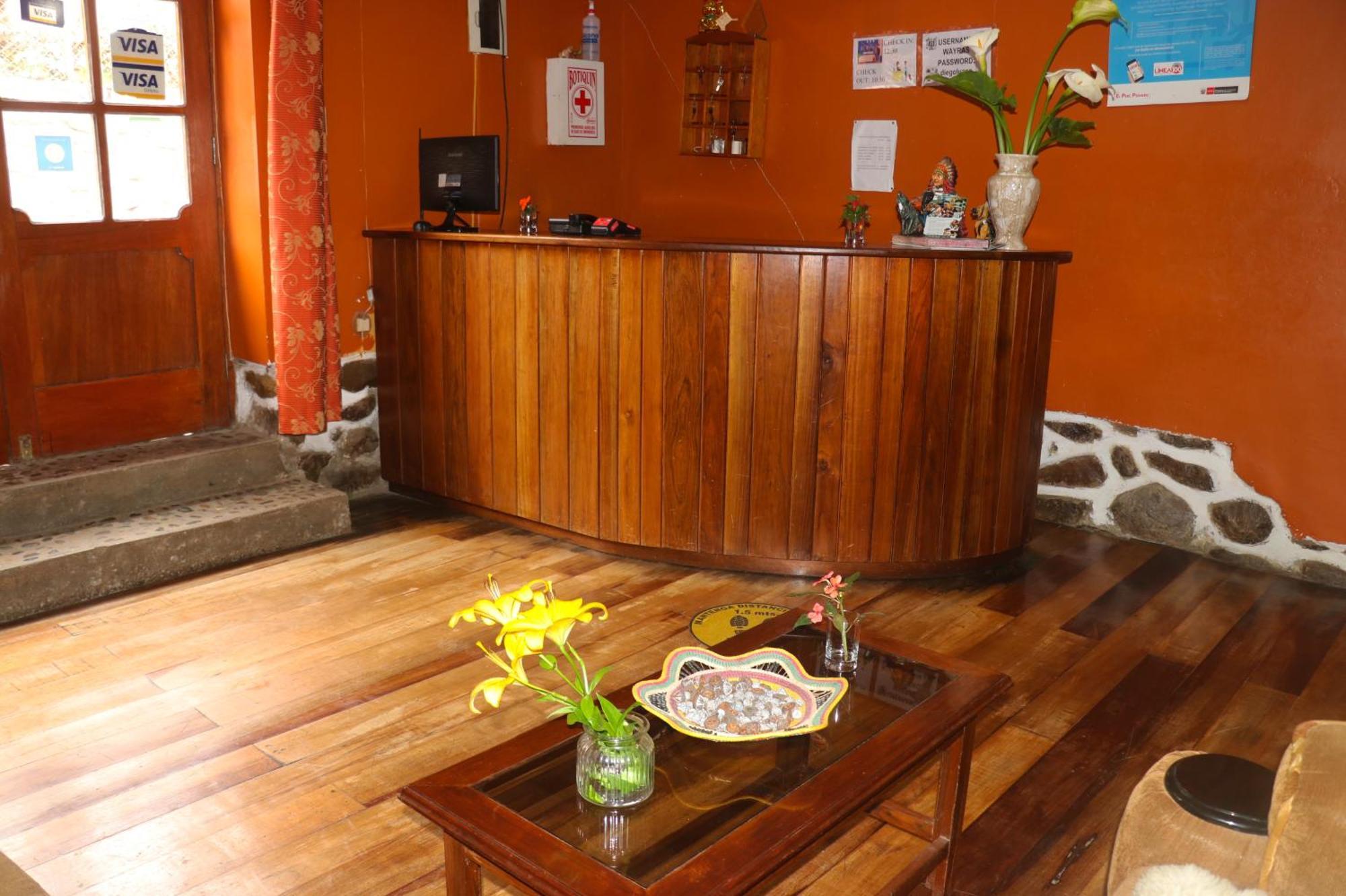 Wayras Hostal Ollantaytambo Esterno foto